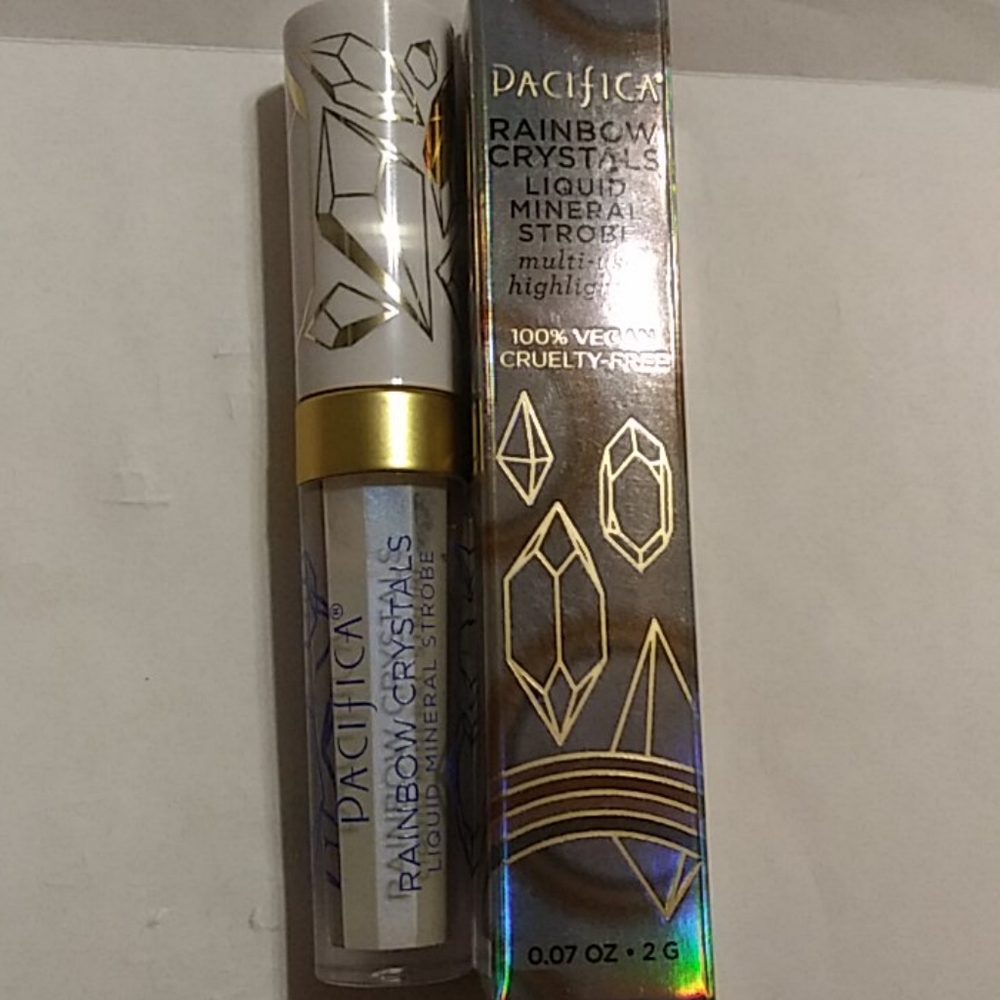 Pacifica rainbow crystals liquid mineral strobe